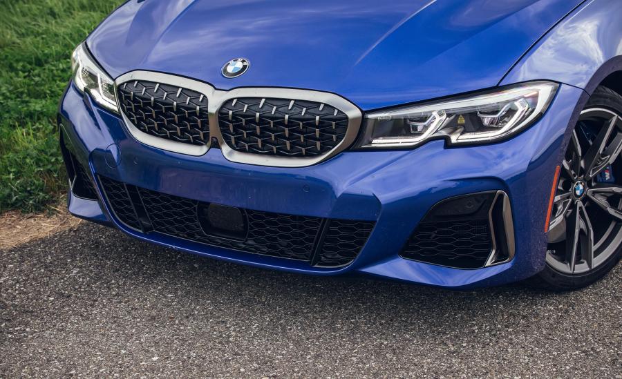 Детали экстерьера BMW M340i (G20) 2019 года  (NA) (фото 7 из 41)